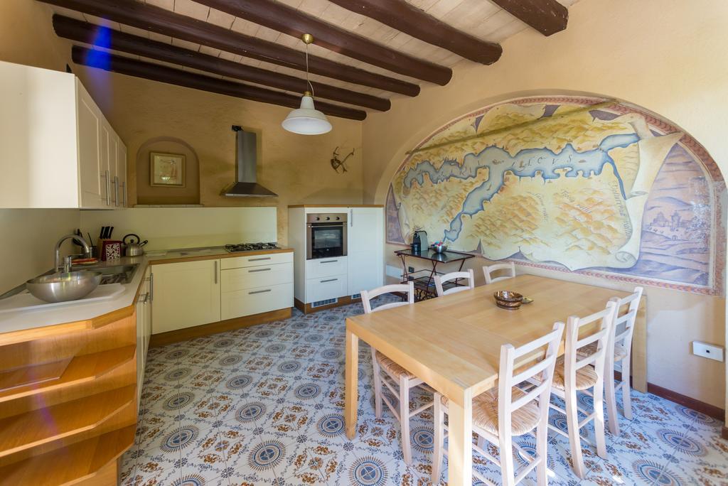 Villa La Rossa Fiumelatte Екстериор снимка