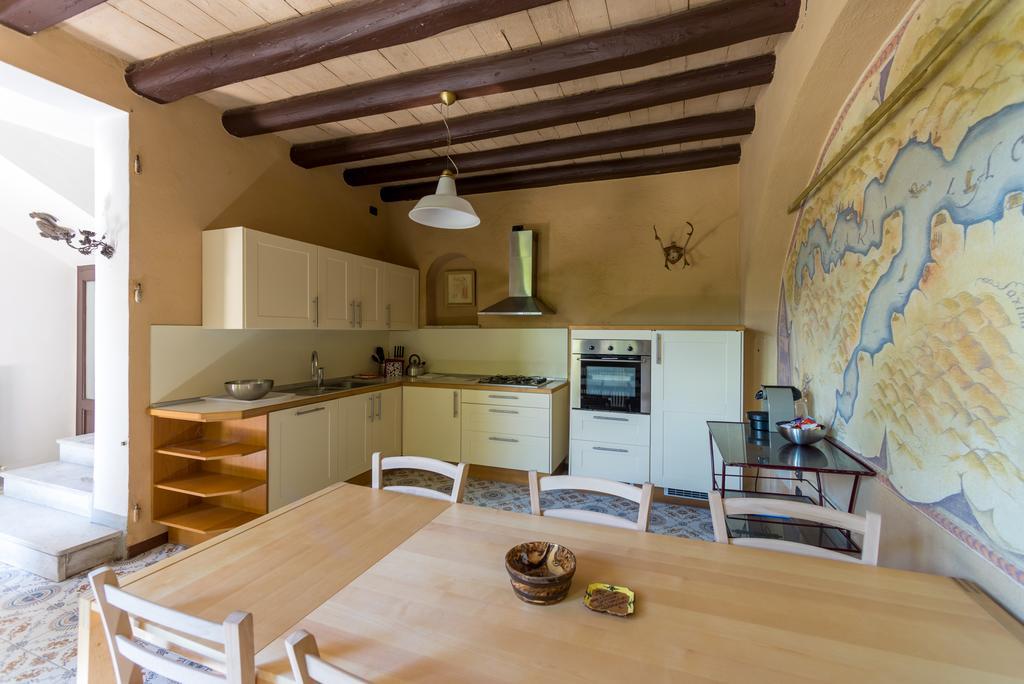 Villa La Rossa Fiumelatte Екстериор снимка