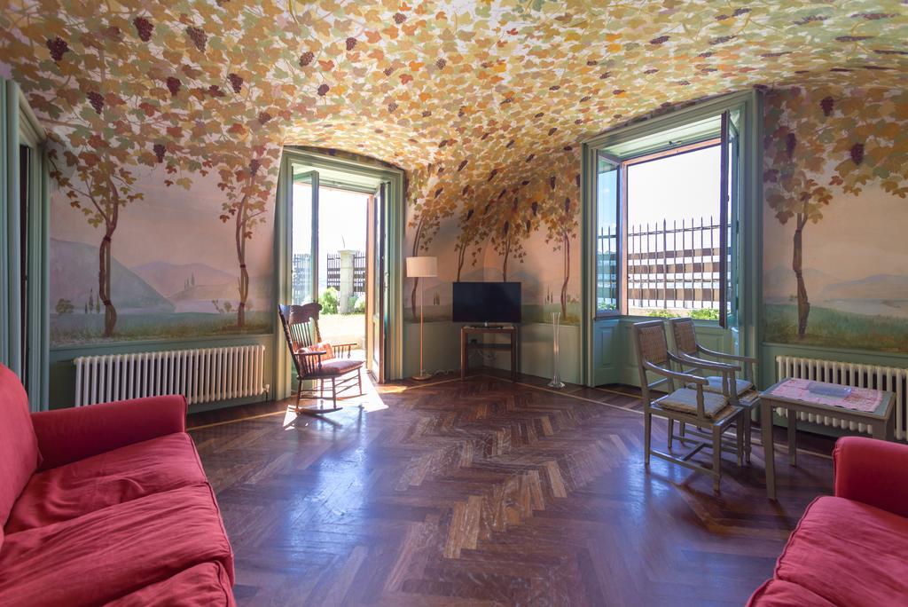 Villa La Rossa Fiumelatte Екстериор снимка